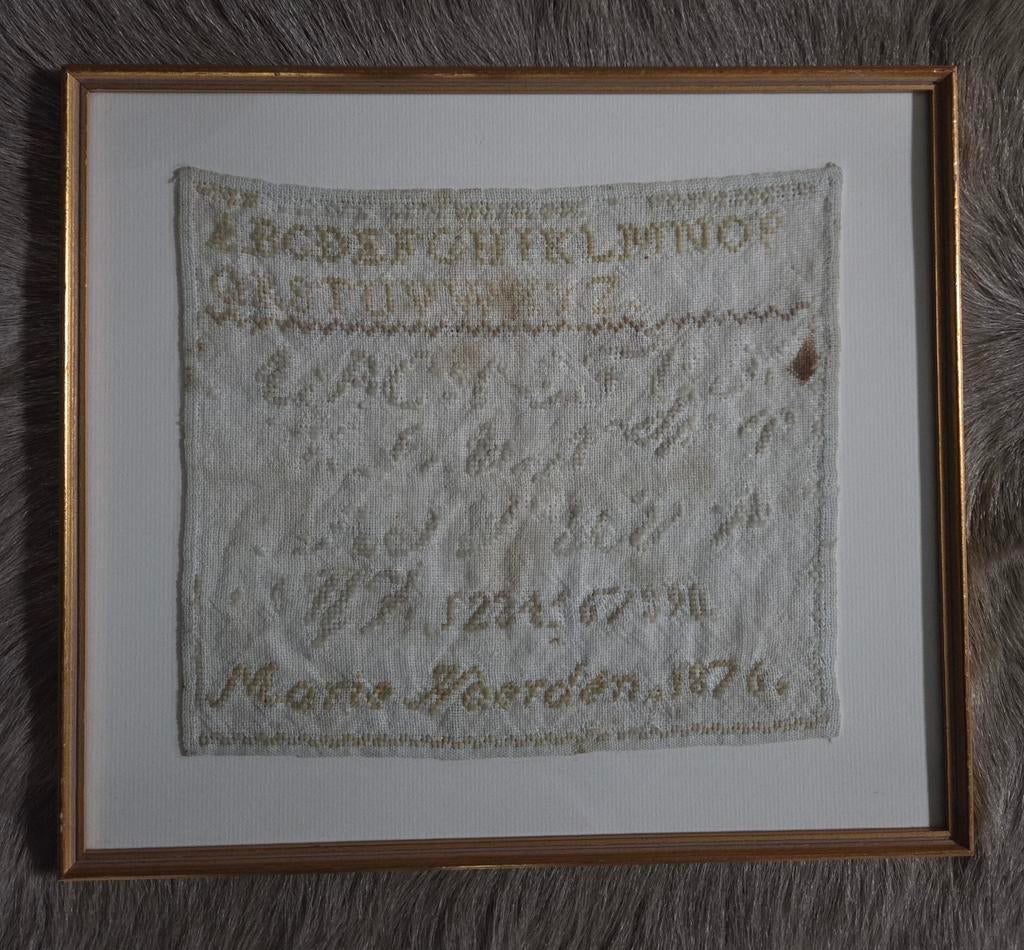 Antieke sampler merklap 1876, Antiek en Kunst, Antiek | Kleden en Textiel, Ophalen of Verzenden