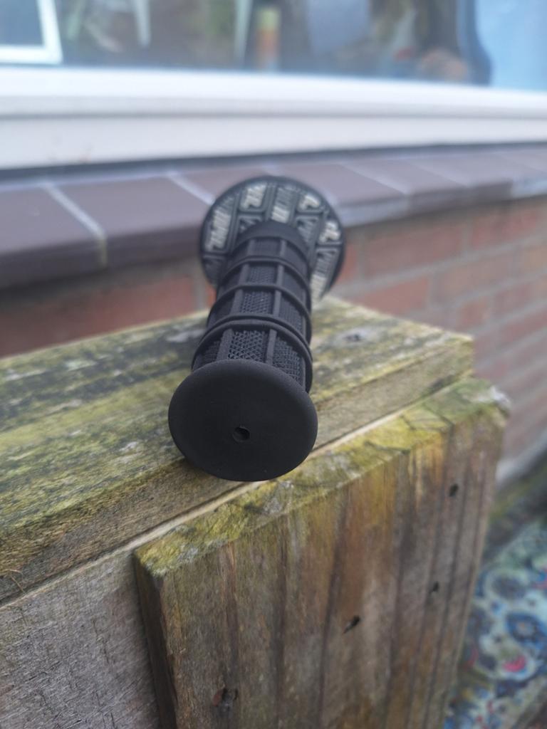 Zwart fiets handvat, Gebruikt, Onbekend, Stuur, Rubber