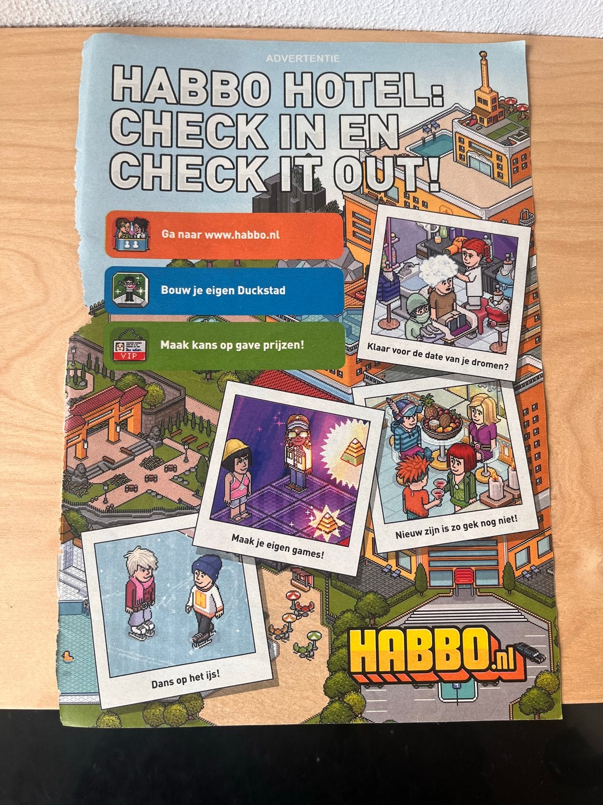Habbo Hotel x Donald Duck Advertentie, Boeken, Ophalen of Verzenden, Zo goed als nieuw, Overige typen