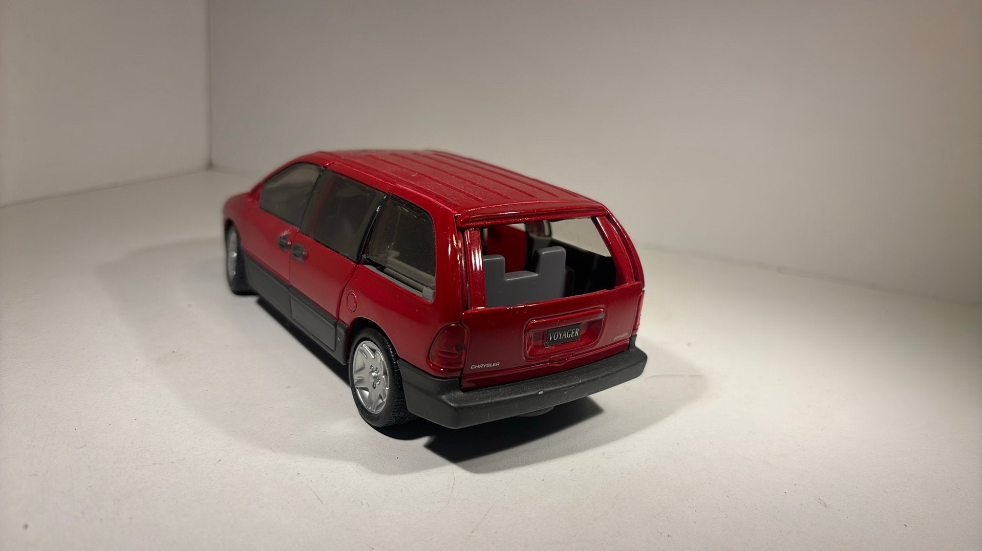 Dodge caravan schade maisto 1.26, Overige merken, Auto, Ophalen of Verzenden, A
