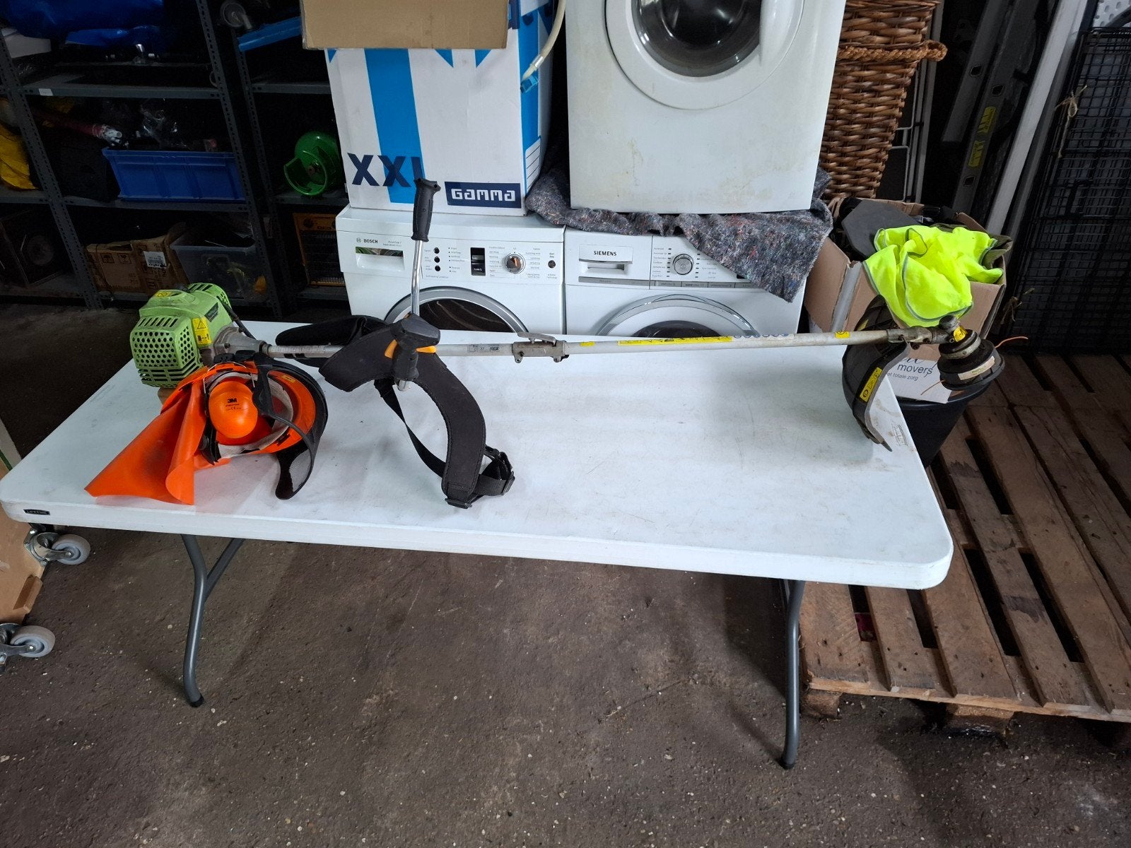 MasterCut Benzine Grastrimmer met Veiligheidshelm, Tuin en Terras, Ophalen, Cirkelmaaier, Gebruikt, MasterCut