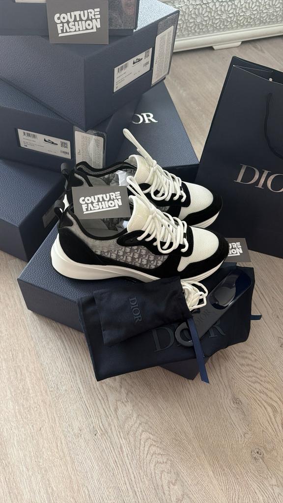 Dior B25 schoenen, Ophalen of Verzenden, Zo goed als nieuw, Zwart