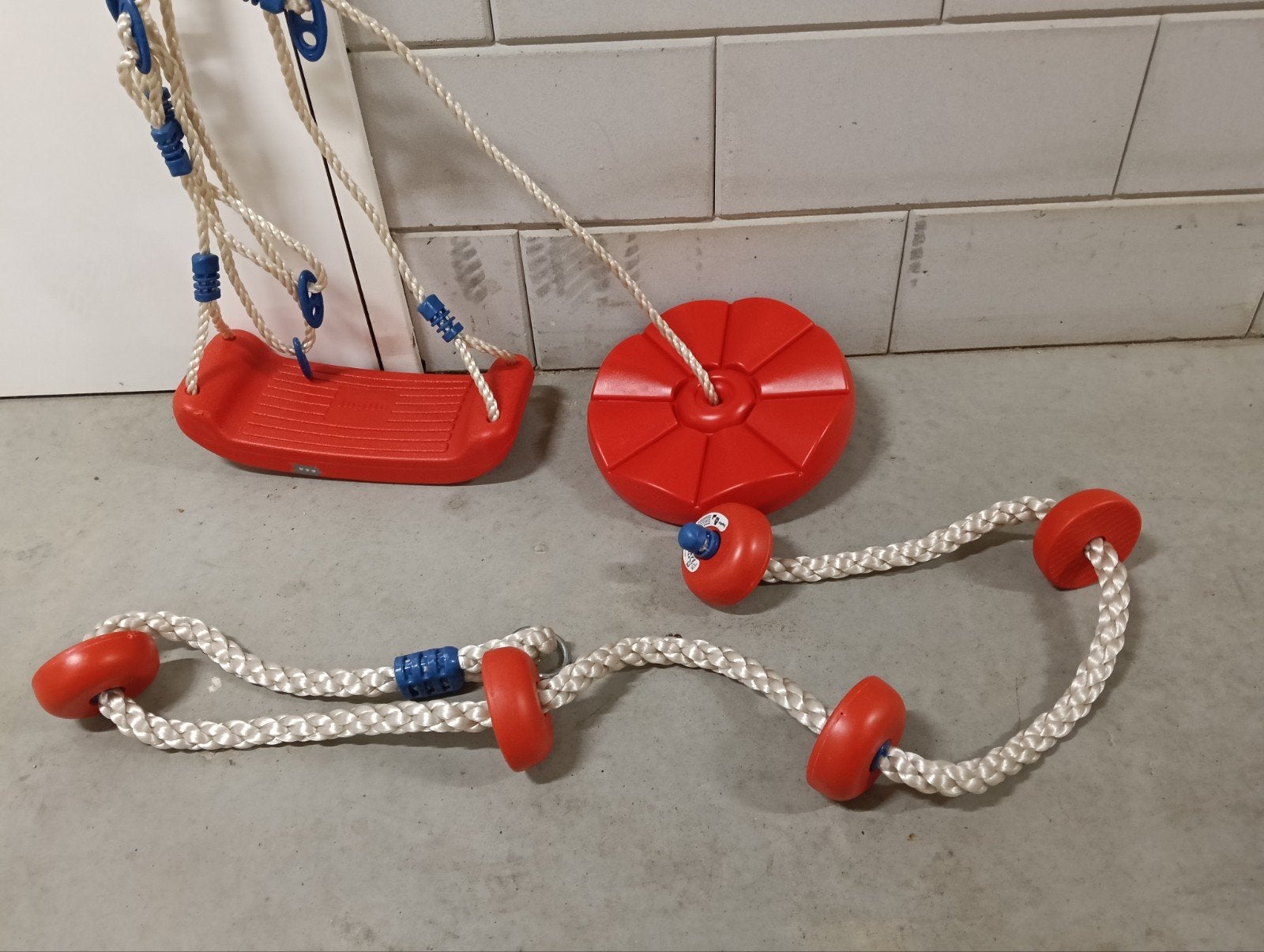 Nieuw buitenspeelgoed, Ophalen, Nieuw