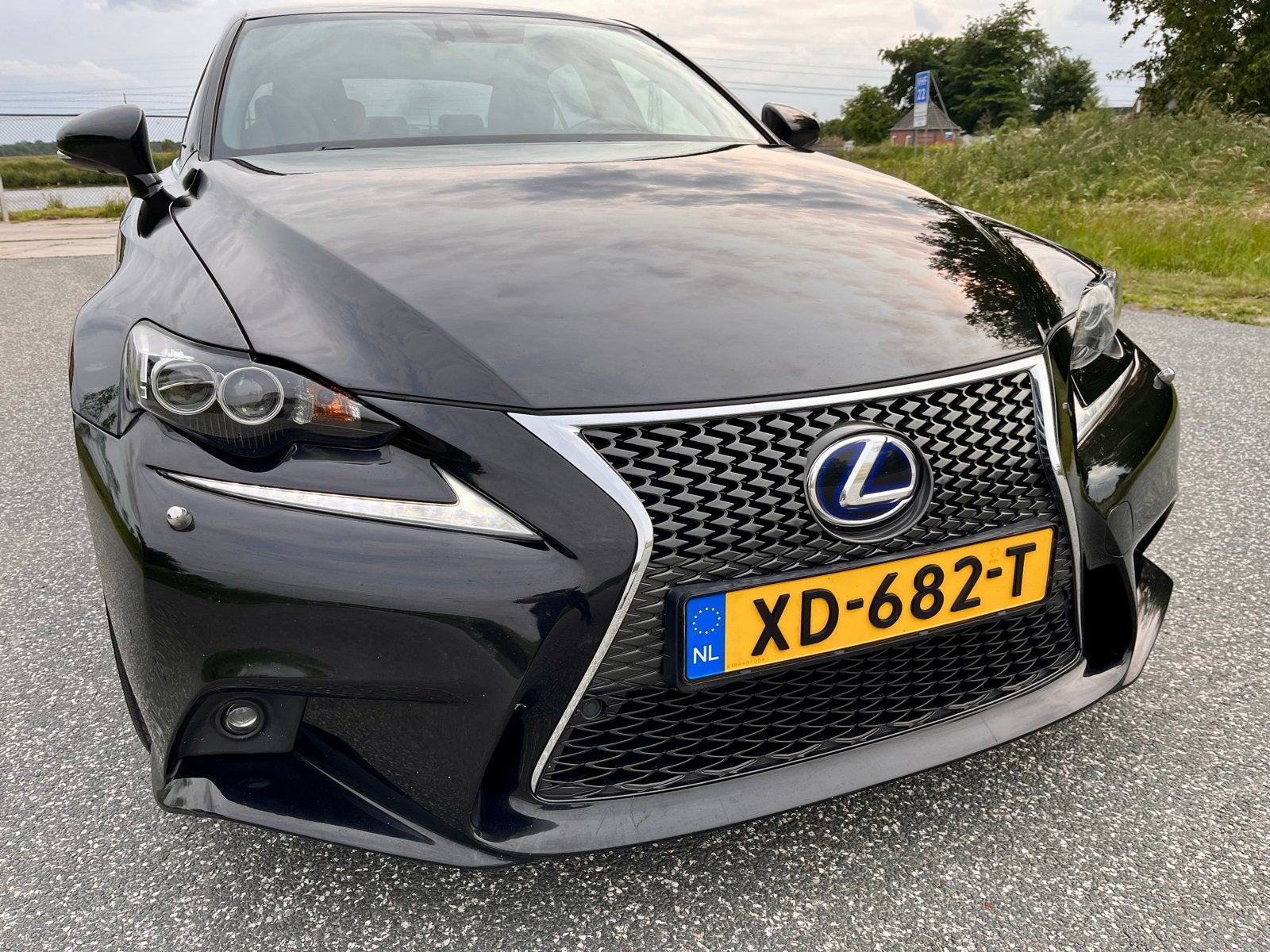 Lexus IS 300H 2.5 F-Sport Hybrid CVT 2014 Zwart, Auto's, Lexus, Euro 5, Achterwielaandrijving, 181 pk, Zwart