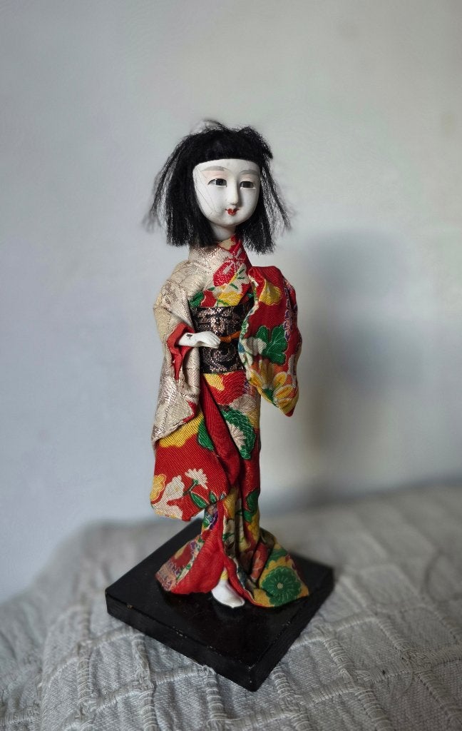 Lotje oude japanse geisha's, klederdracht pop-jes, Ophalen, Gebruikt, Pop