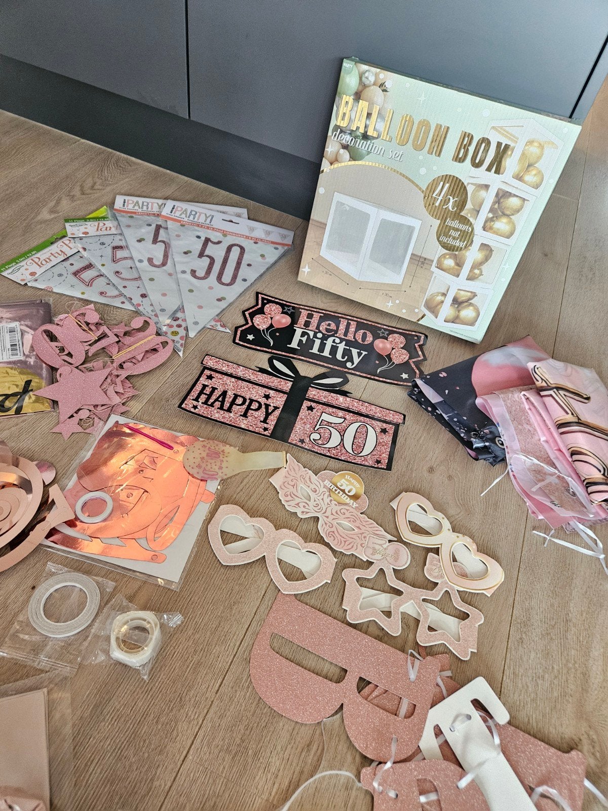 heel veel versiering 50jaar, Hobby en Vrije tijd, Ophalen of Verzenden, Nieuw, Versiering, Verjaardag