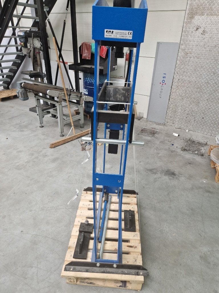 werkplaats pers 20t lucht hydraulisch, Ophalen, Gebruikt