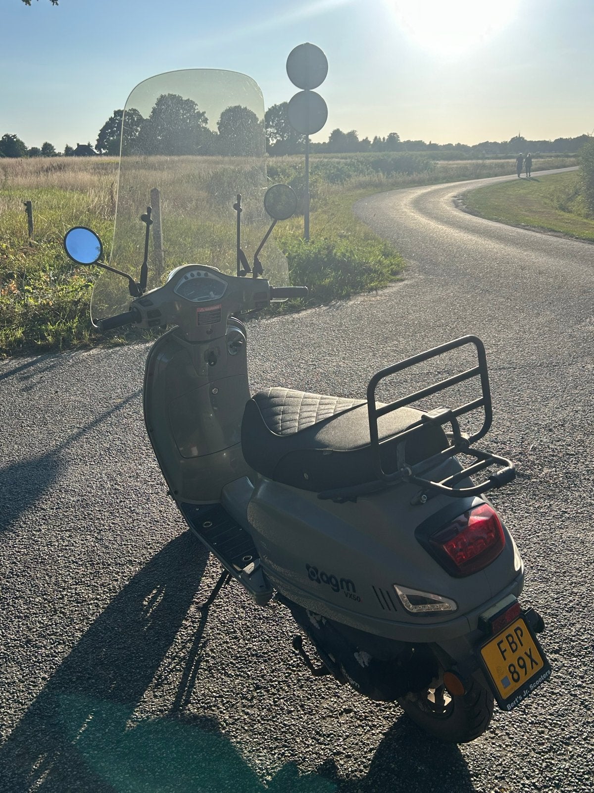 AGM VX50i Scooter met slot en helm, Zo goed als nieuw, Benzine, Ophalen, Overige merken