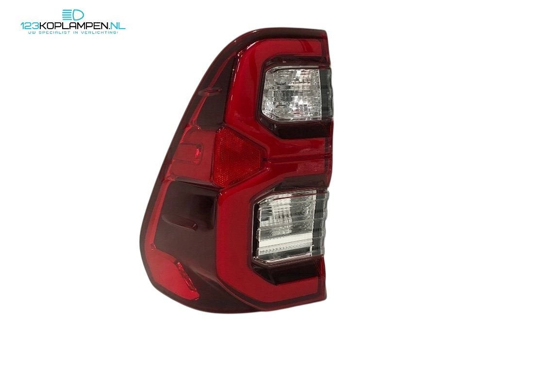 Toyota Hilux 8 Facelift achterlicht links