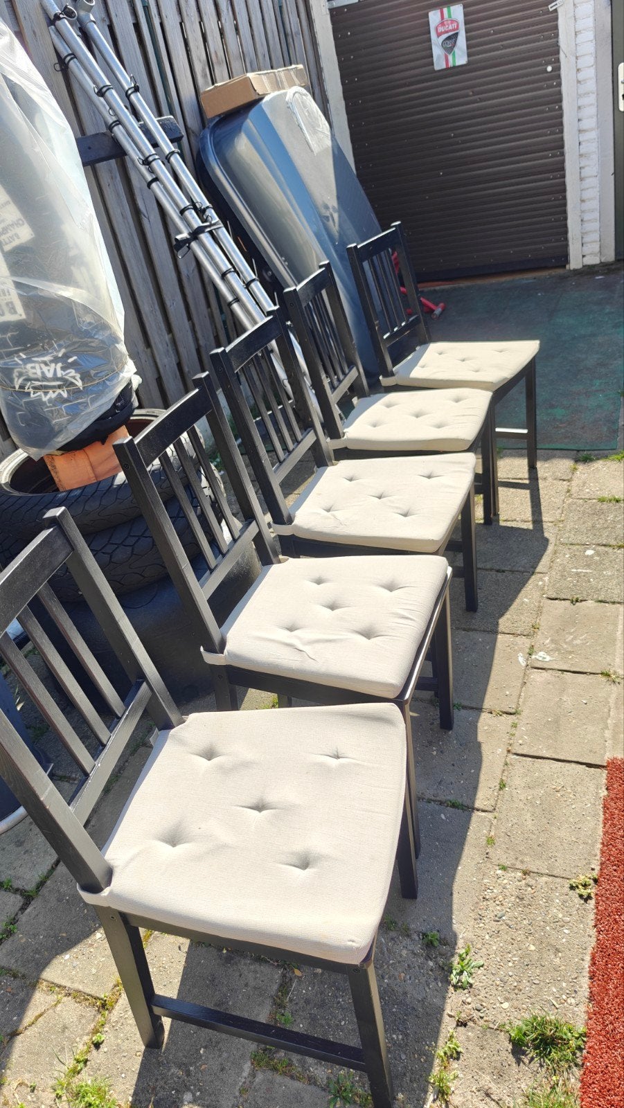 5 houten stoelen met kussens, Hout, Gebruikt, Zwart, Ophalen of Verzenden
