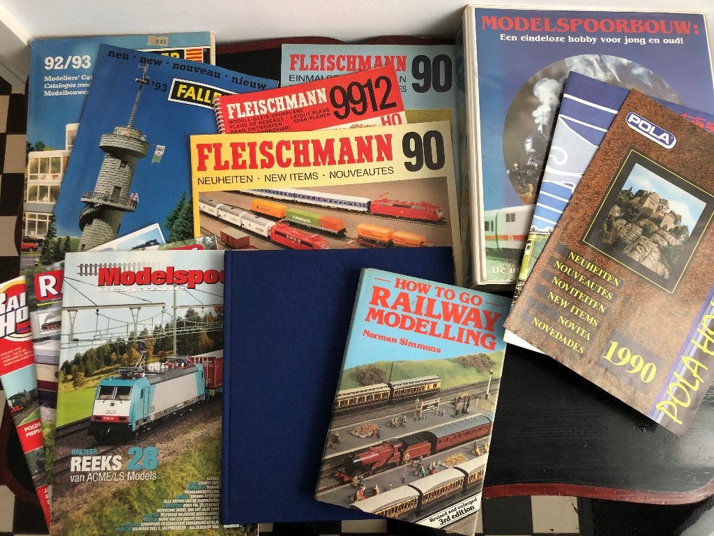 Set boeken model treinen How to go railway modelling, antiek, Overige merken, Gebruikt, Gelijkstroom of Wisselstroom, Boek, Tijdschrift of Catalogus