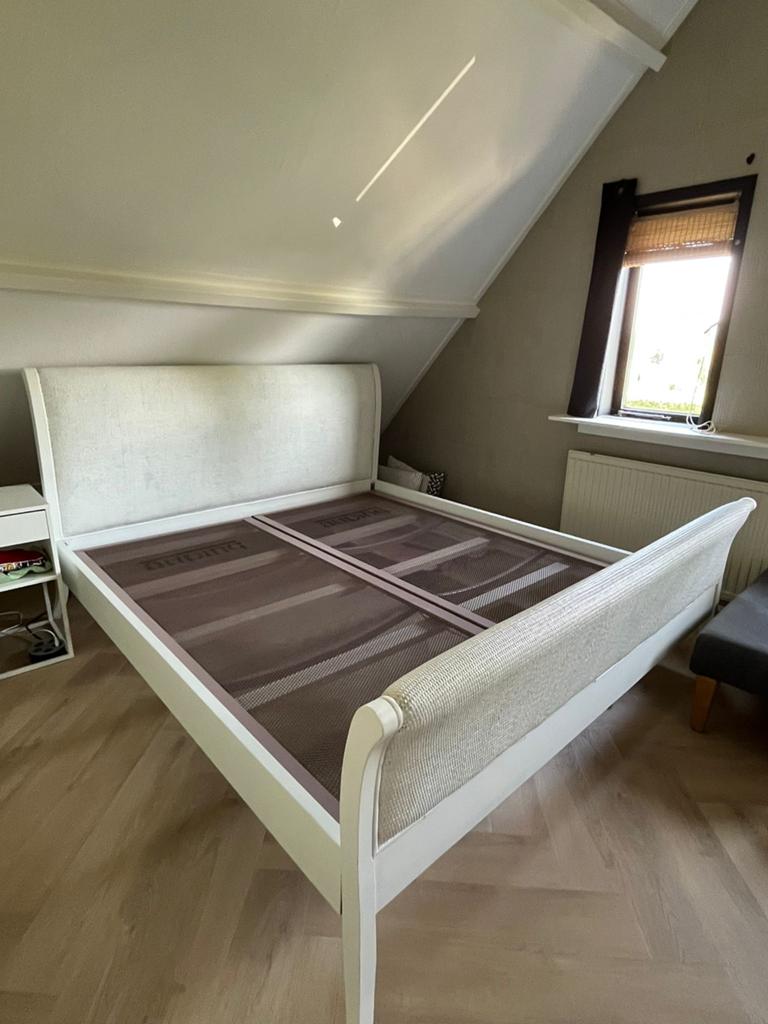 2 persoons bed en Auping spiraal bodems, Ophalen, Gebruikt, Wit, Tweepersoons