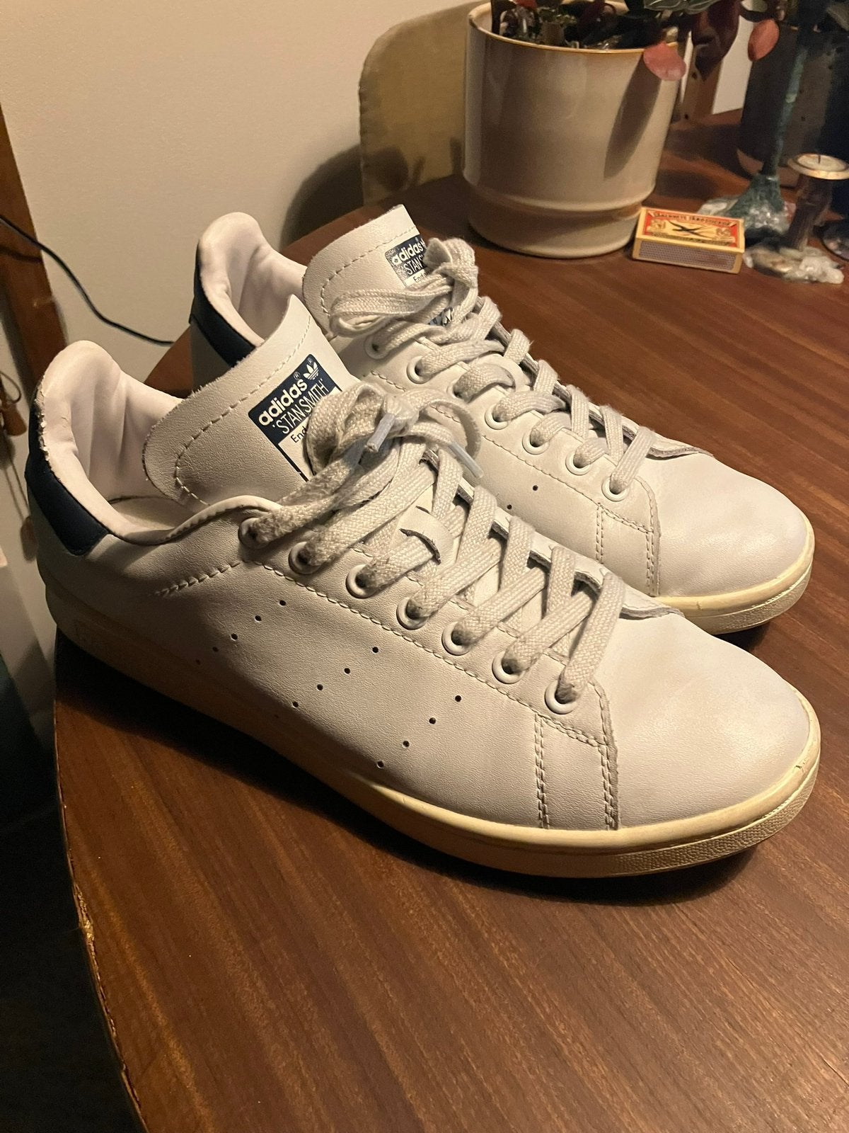 Adidas Stan Smith wit maat 43 1/3 – zo goed als nieuw, Kleding | Heren, Schoenen, Ophalen of Verzenden, Zo goed als nieuw, Wit