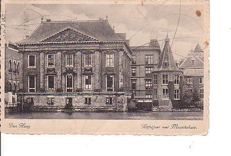 Ansichtkaart 	Den Haag	Mauritshuis	met Hofvijver, Verzenden, 1940 tot 1960, Gelopen, Zuid-Holland