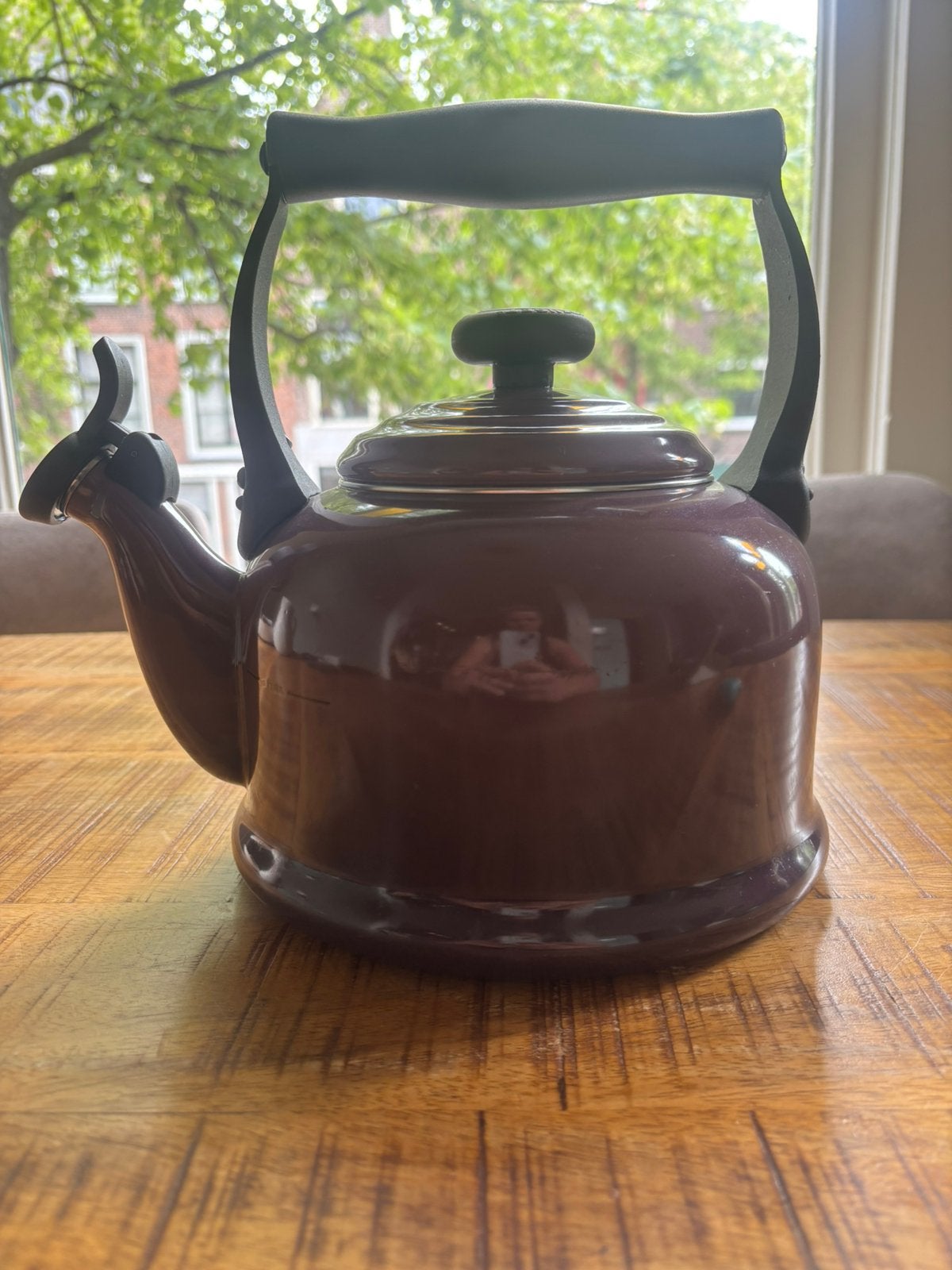 Le Creuset fluitketel, Huis en Inrichting, Paars, Zo goed als nieuw, Overige materialen, Le Creuset