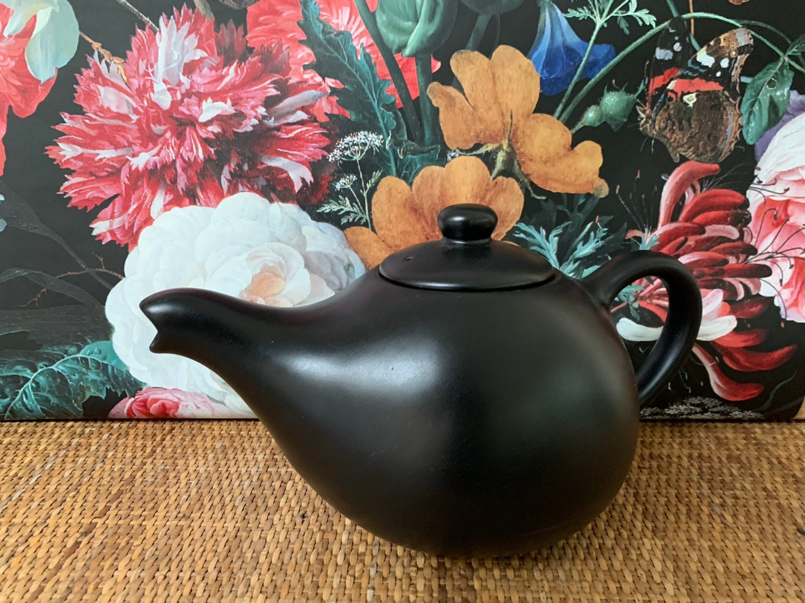 Mat zwarte theepot, Huis en Inrichting, Keuken | Servies, Ophalen of Verzenden, Zo goed als nieuw, Overige stijlen, Overige typen