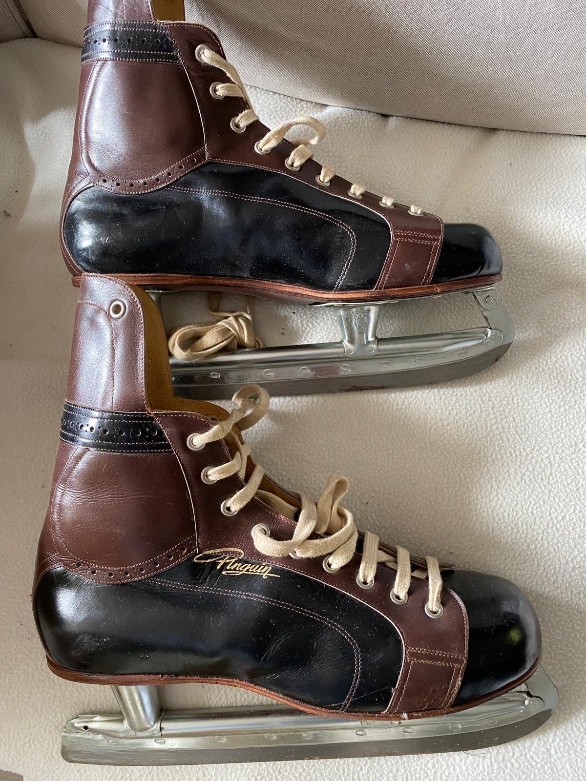 Vintage Pinguin ijshockey schaatsen maat 43 met beschermers, Ophalen, Gebruikt, IJshockeyschaatsen, Overige merken