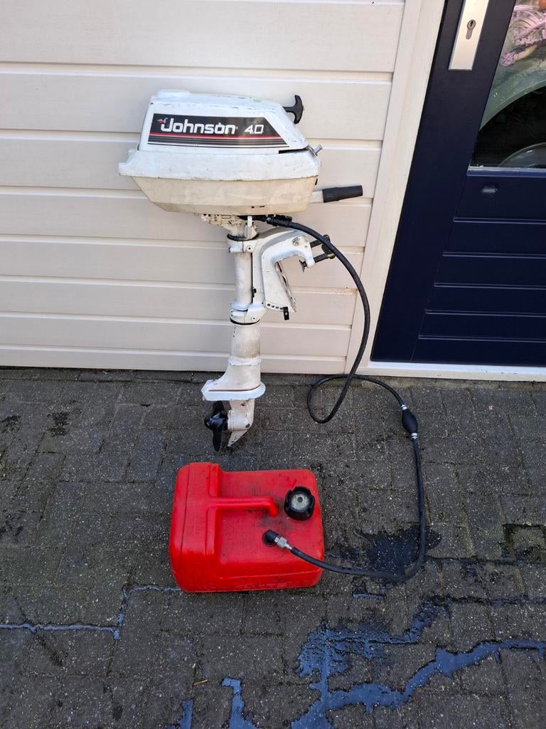 Te koop Johnson 4pk 2 takt kortstaart, Watersport en Boten, Ophalen, Gebruikt, Motor en Techniek, Zeilboot of Motorboot