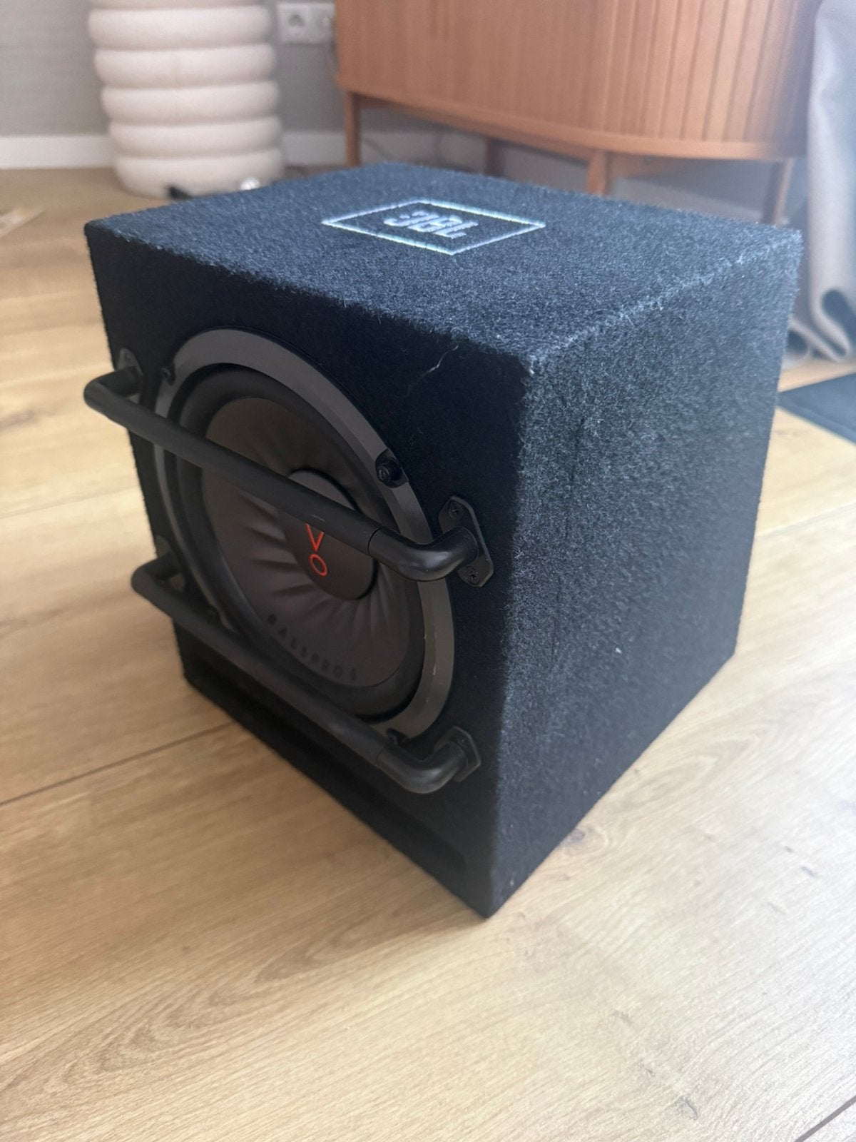 JBL subwoofer Basspro 8 100Wrms, Auto diversen, Autospeakers, Ophalen, Zo goed als nieuw