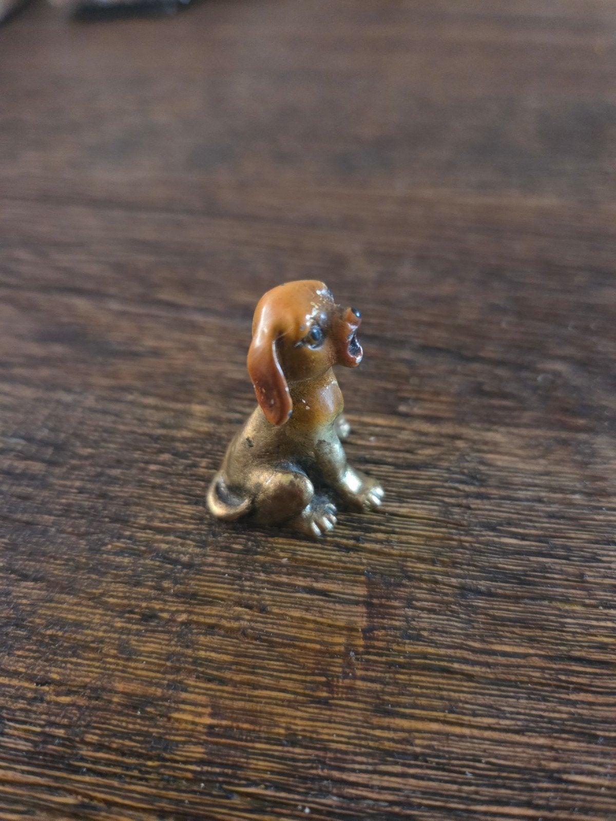 Vintage bronzen teckel beeldje, gemerkt Delta ITALY?, Ophalen of Verzenden, Gebruikt, Hond of Kat, Beeldje of Figuurtje