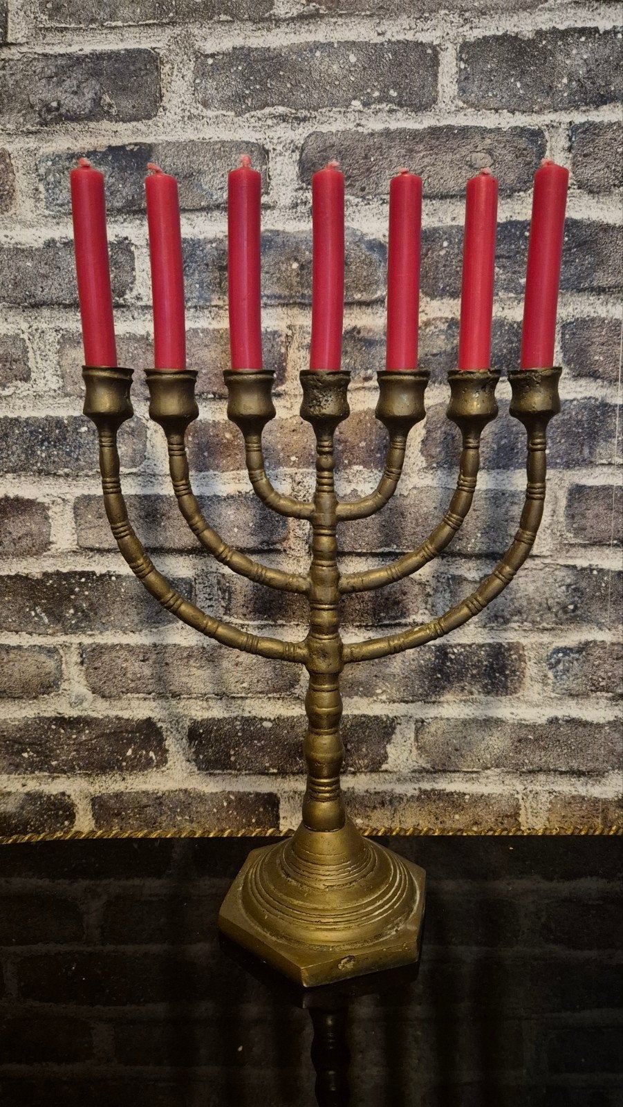 Messing Menora Kandelaar met 7 Lichtpunten - 24cm Hoog, Antiek en Kunst, Antiek | Kandelaars, Ophalen of Verzenden