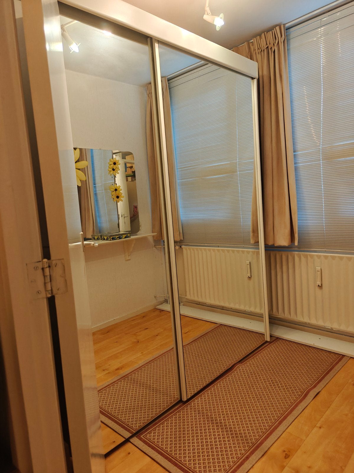 Grote Kledingkast met spiegeldeuren, zware kwaliteit., Huis en Inrichting, Ophalen, 50 tot 75 cm, 50 tot 100 cm, Minder dan 100 cm