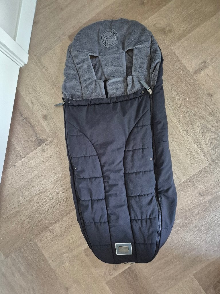 Cybex priam winter voetenzak, Kinderen en Baby's, Overige Kinderen en Baby's, Ophalen, Zo goed als nieuw