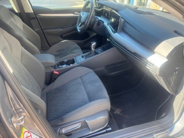 Volkswagen Golf 1.0 TSI Life Business (bj 2024), Auto's, Voorwielaandrijving, Gebruikt, Bedrijf, 19 km/l