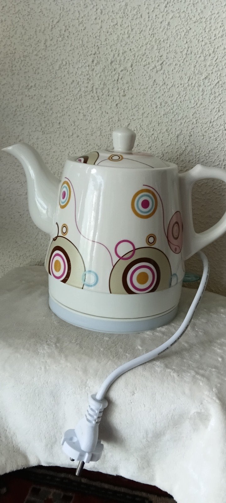 Vintage Stijl Waterkoker/Theepot - 1.2L, 1200W, 1 tot 2 liter, Ophalen of Verzenden, Zo goed als nieuw, Draadloos