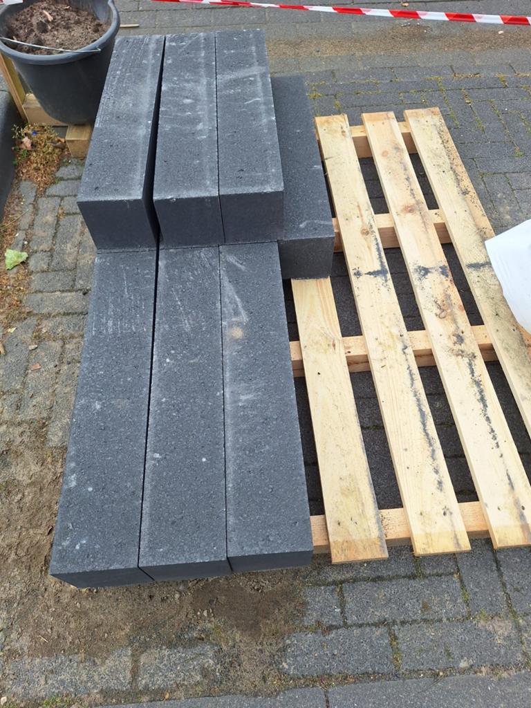 Nieuwe betonnen stapelstenen 12x12x60 cm antraciet, Tuin en Terras, Grind, Keien en Split, Nieuw, Antraciet, Overige materialen