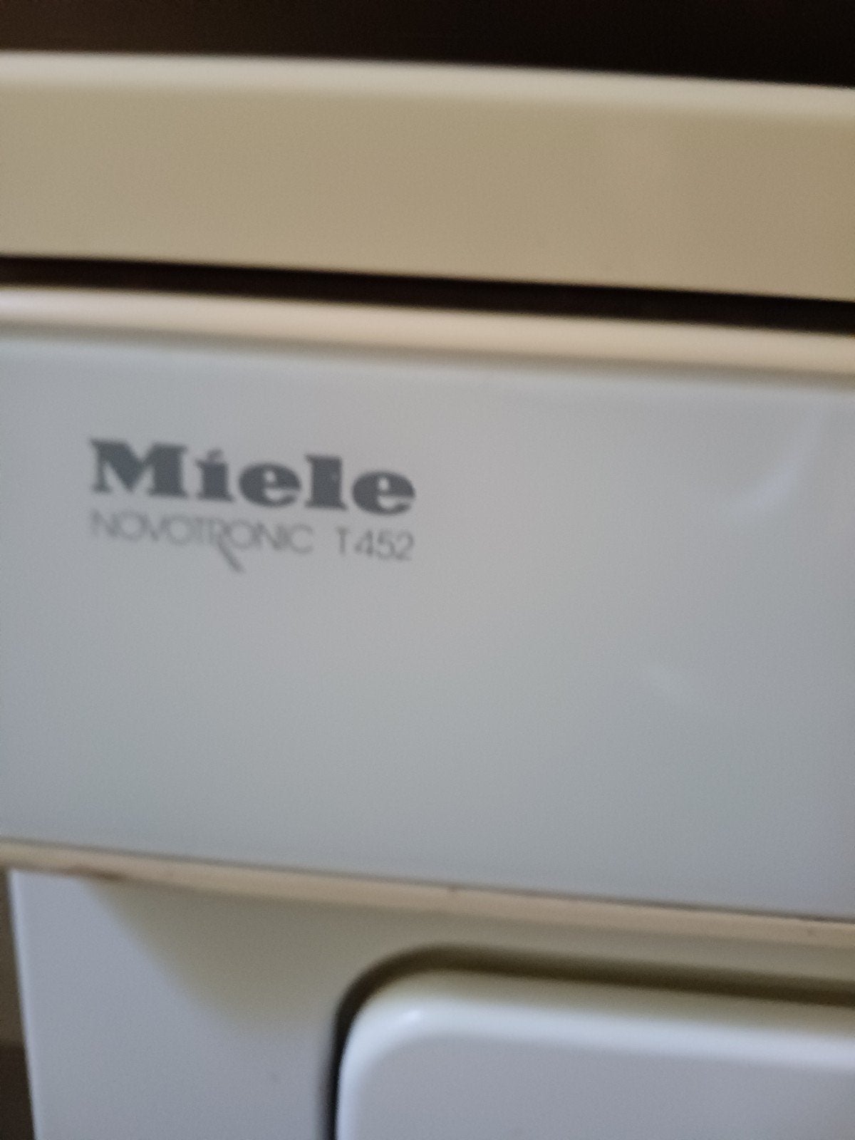 miele wasdroger met slanguitlaat., Ophalen, Luchtafvoer