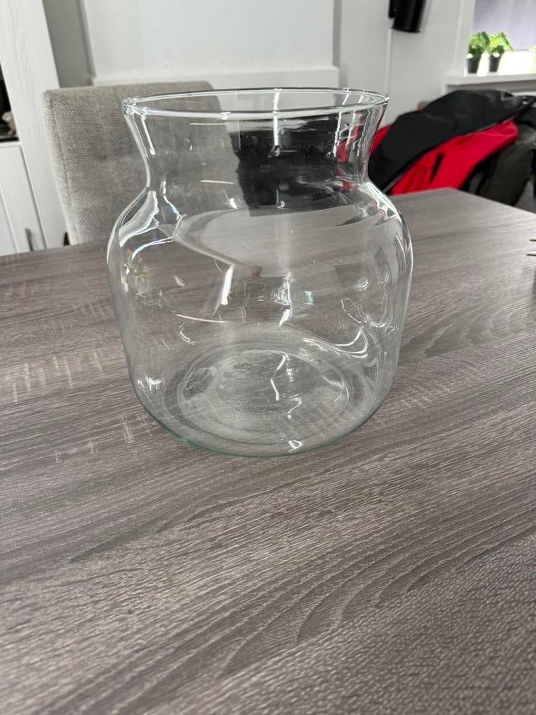 Mooie glazen vaas, perfect voor bloemen of decoratie., Ophalen of Verzenden, Nieuw