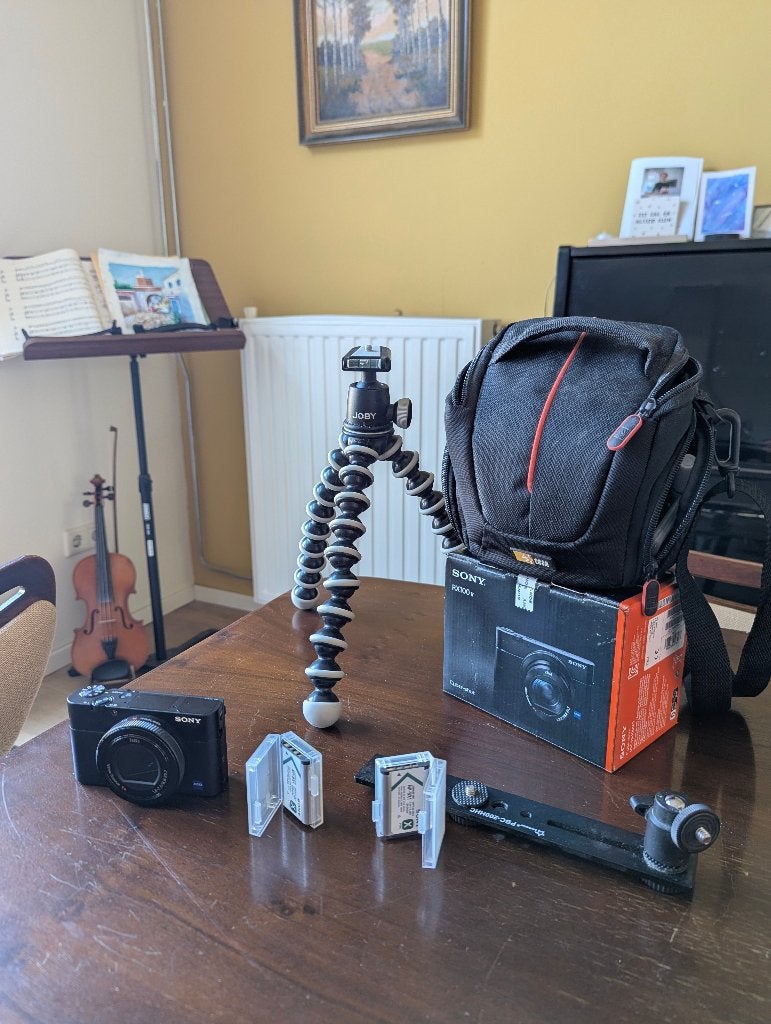Sony RX100 V, Kantelbaar/draaibaar scherm, Ophalen of Verzenden, Zo goed als nieuw, Compactcamera