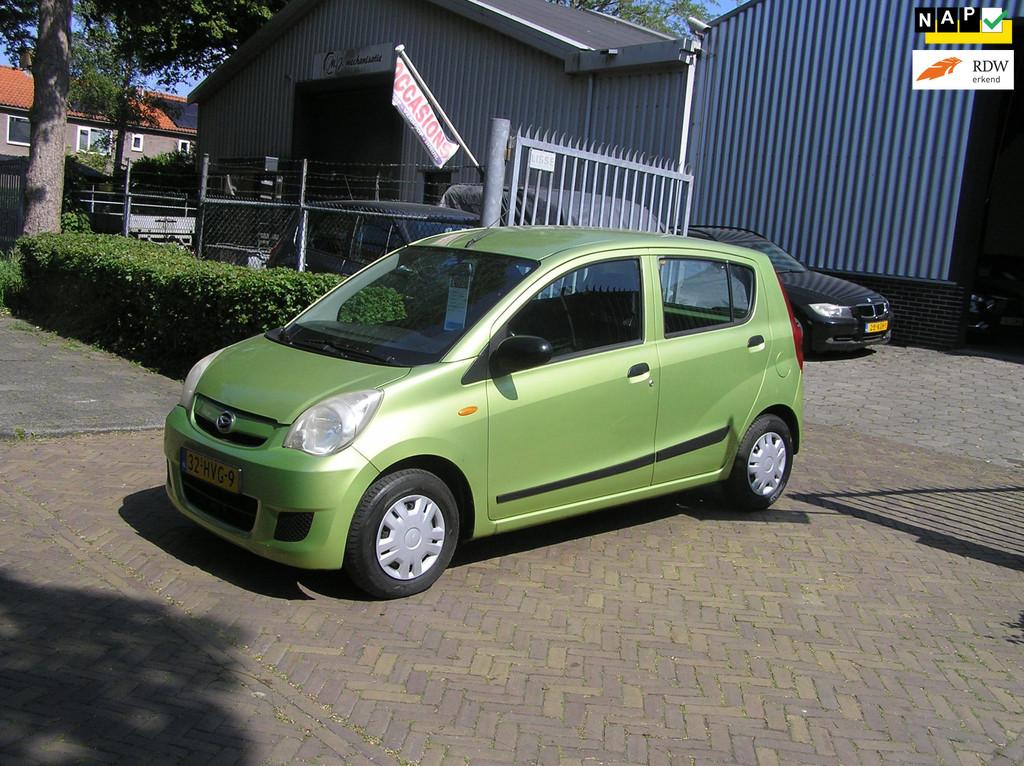 Daihatsu Cuore 1.0 Trend nap pas stuurbekr nieuwe apk, Voorwielaandrijving, Stof, 18 €/maand, 4 stoelen