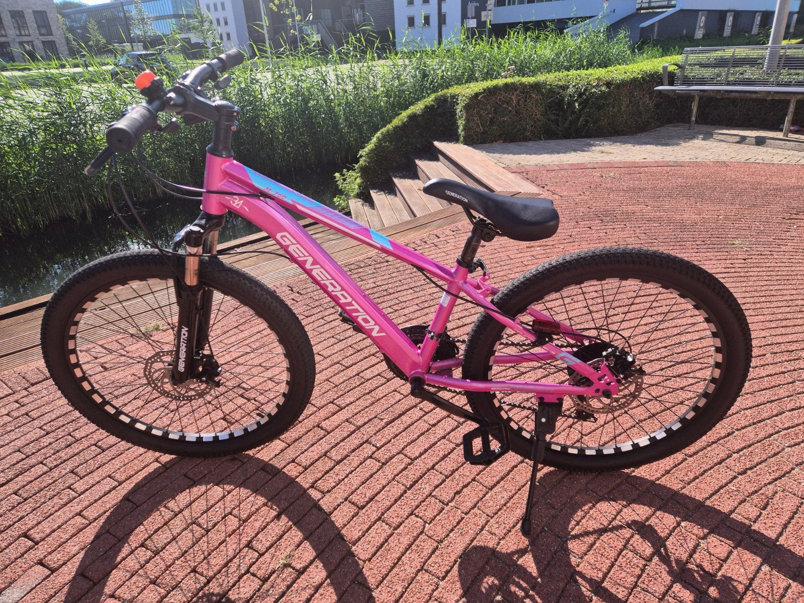 Roze Generation Mountainbike 24 inch - Zo goed als nieuw, Ophalen, 24 inch, Versnellingen, Zo goed als nieuw