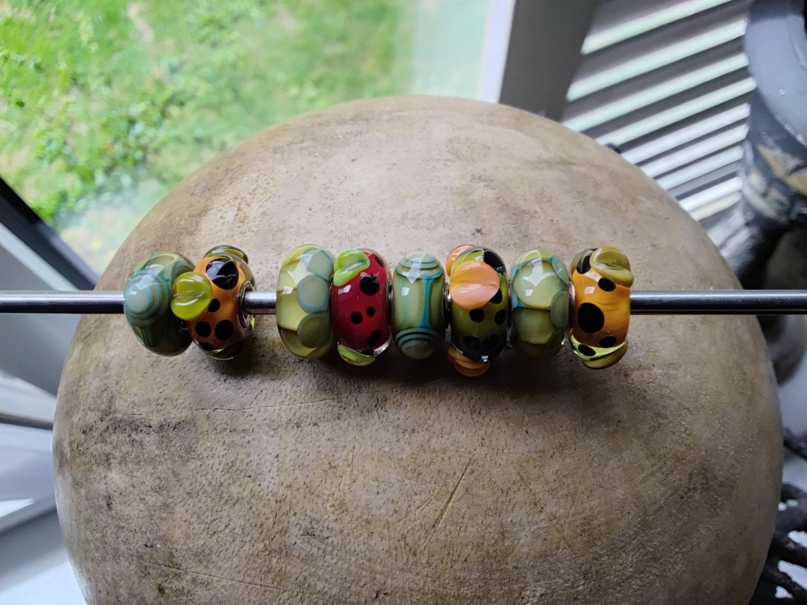 8 Nieuwe retired Trollbeads bedels uit de Native Kit, Sieraden, Tassen en Uiterlijk, Bedels, Ophalen, Nieuw, Trollbeads, 4 bedels of meer