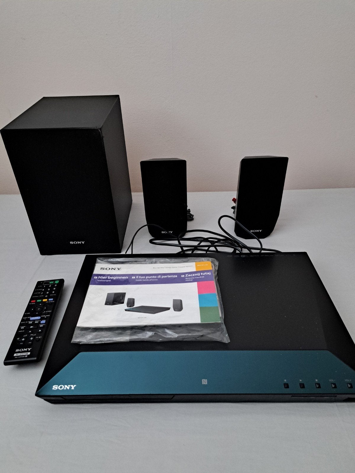 Sony BDV-EF1100 Blu-ray speler/CD/DVD home theatre system, Ophalen, Zo goed als nieuw, Sony