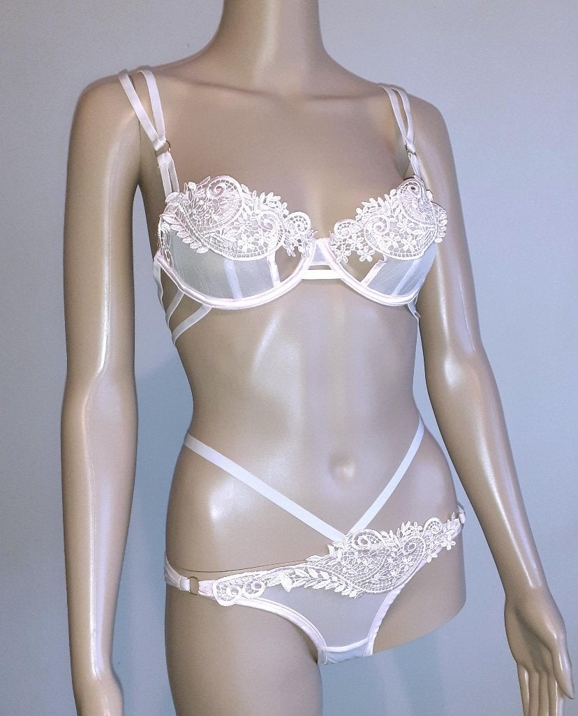 Lingerie setje 70B S Bluebella Julienne Pale pink, Ophalen of Verzenden, Roze, Setje