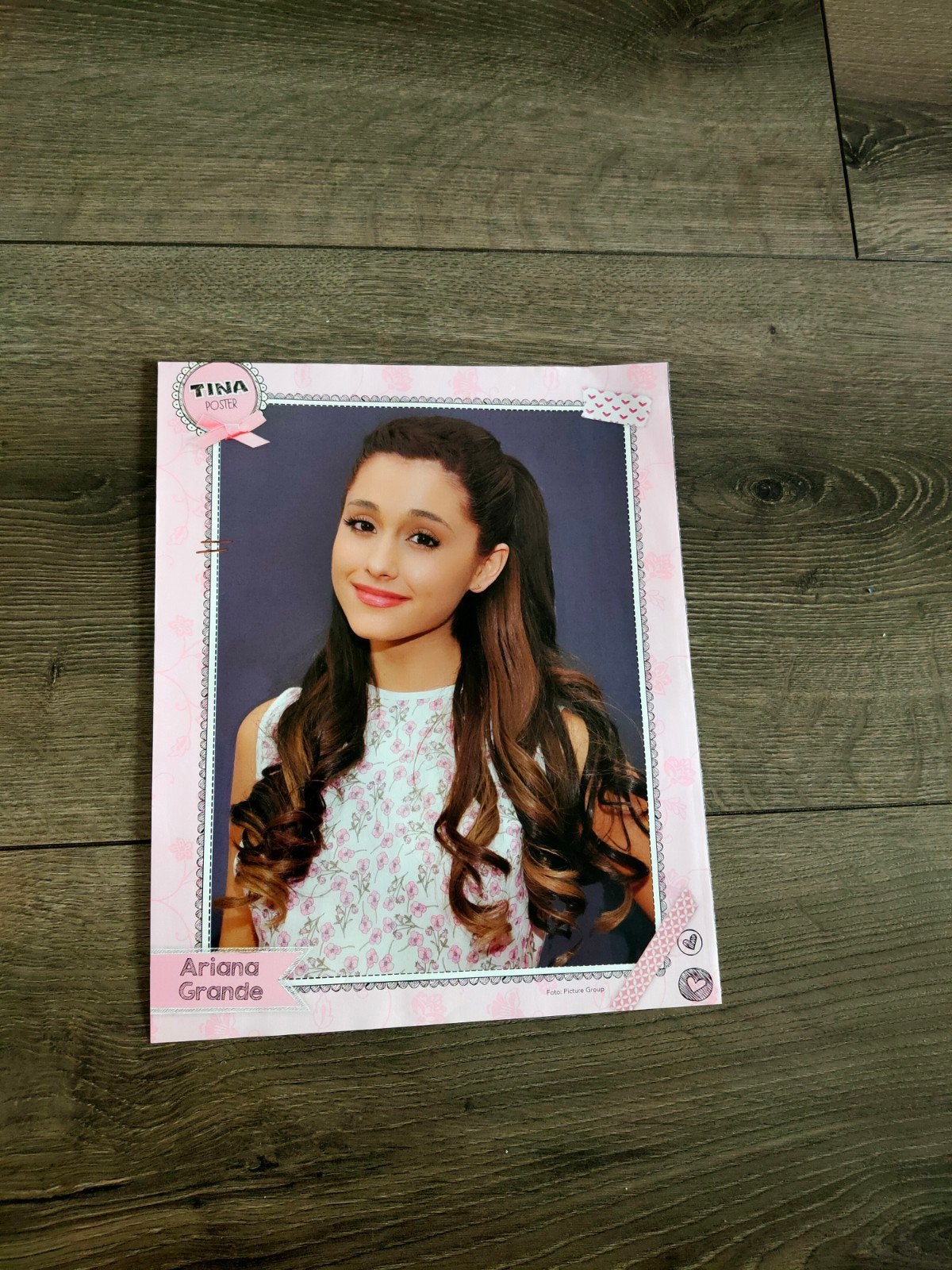 Tina - Ariana Grande Poster, Verzamelen, Ophalen of Verzenden, Nieuw, A1 t/m A3