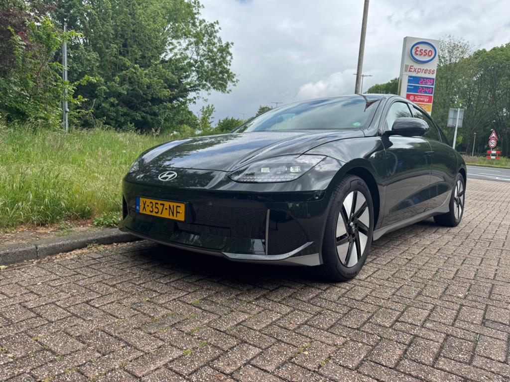 Hyundai IONIQ 6 77,4 kWh 325pk AWD 2024 Groen, Automaat, Parkeerassistent, Origineel Nederlands, Elektrisch