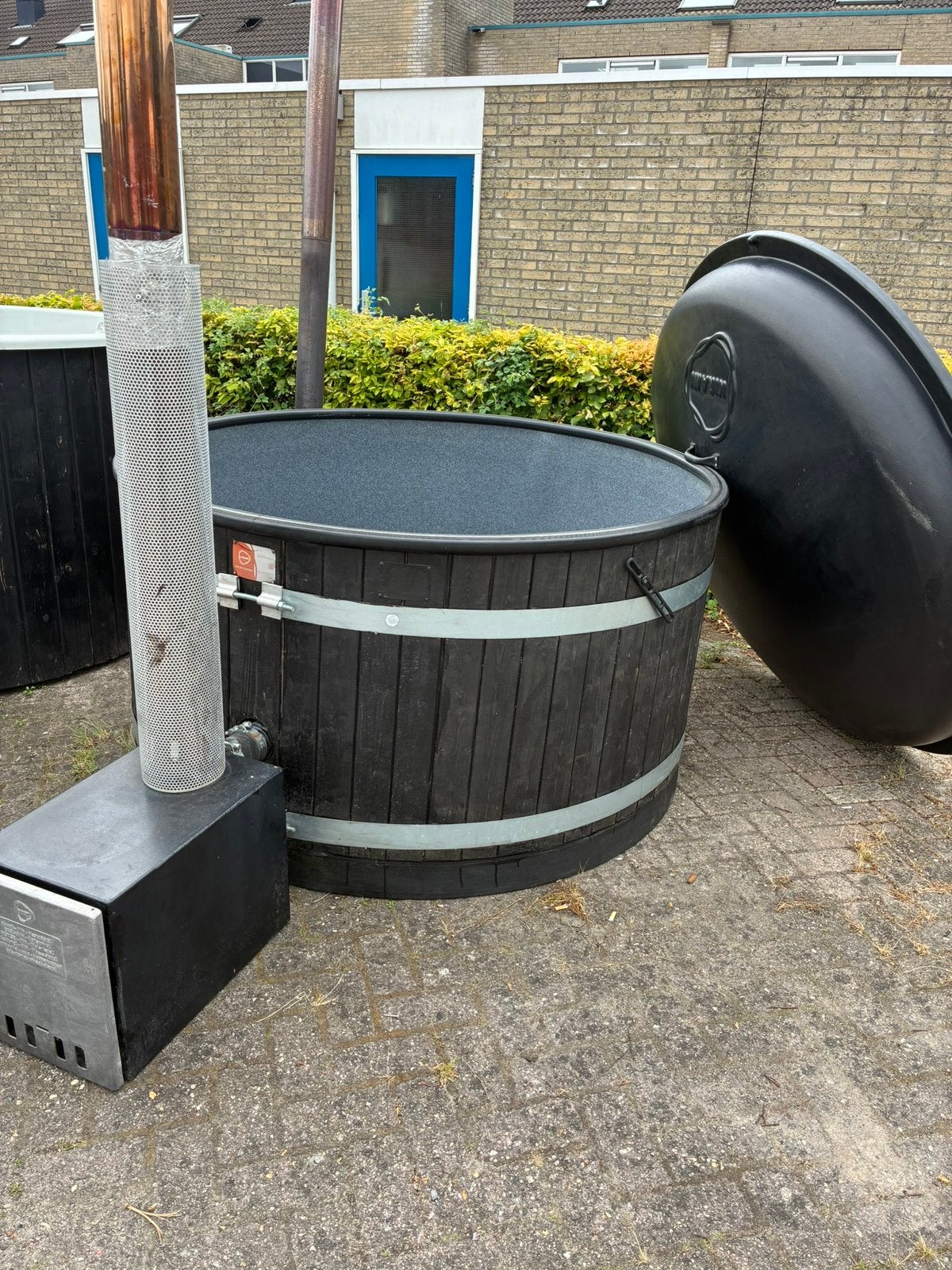 Tweedehandse kirami hottub gebruikt houtkachel - diesel, Ophalen, Gebruikt, 7921AE, Fast Fair b.v.