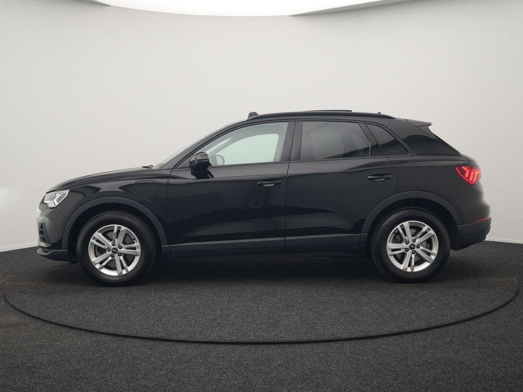 Audi Q3 45 TFSI e PHEV 245pk Dealer O.H. | Trekhaak Af Fabri, Automatische klimaatregeling, Gebruikt, Zwart, Hybride Elektrisch/Benzine