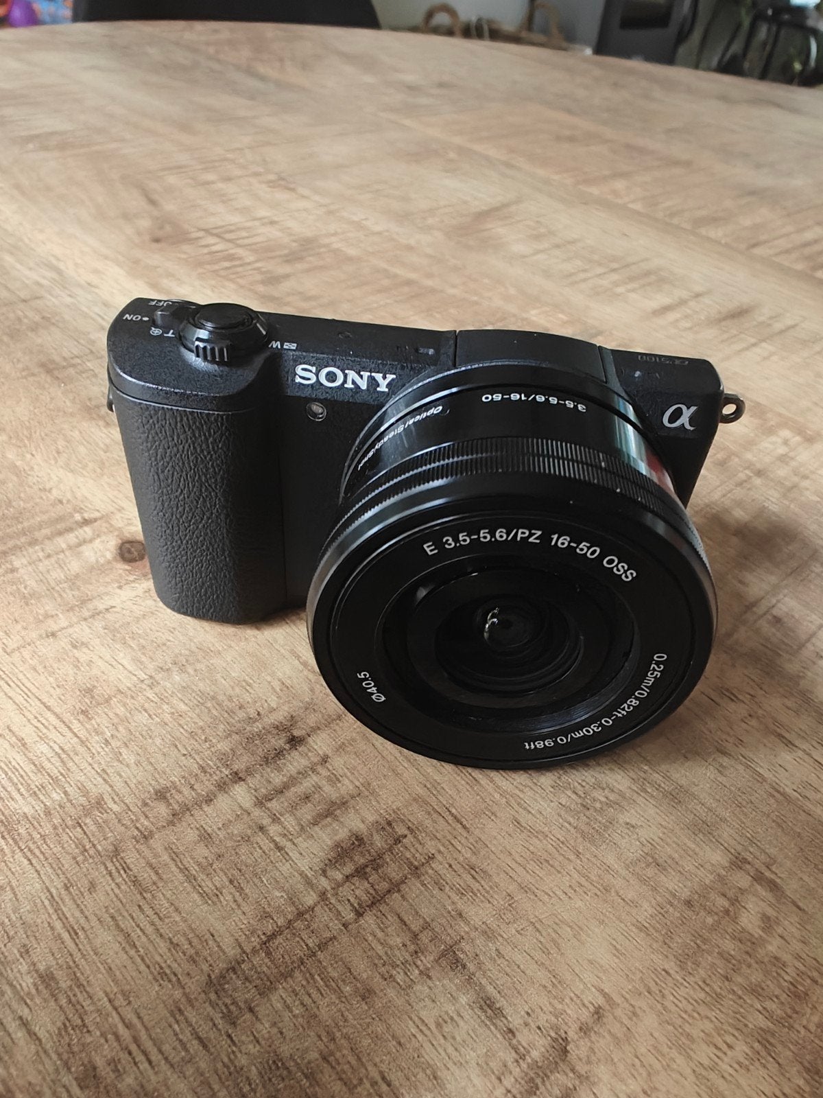 Sony A5100 systeemcamera met 16-50mm OSS lens, Ophalen of Verzenden