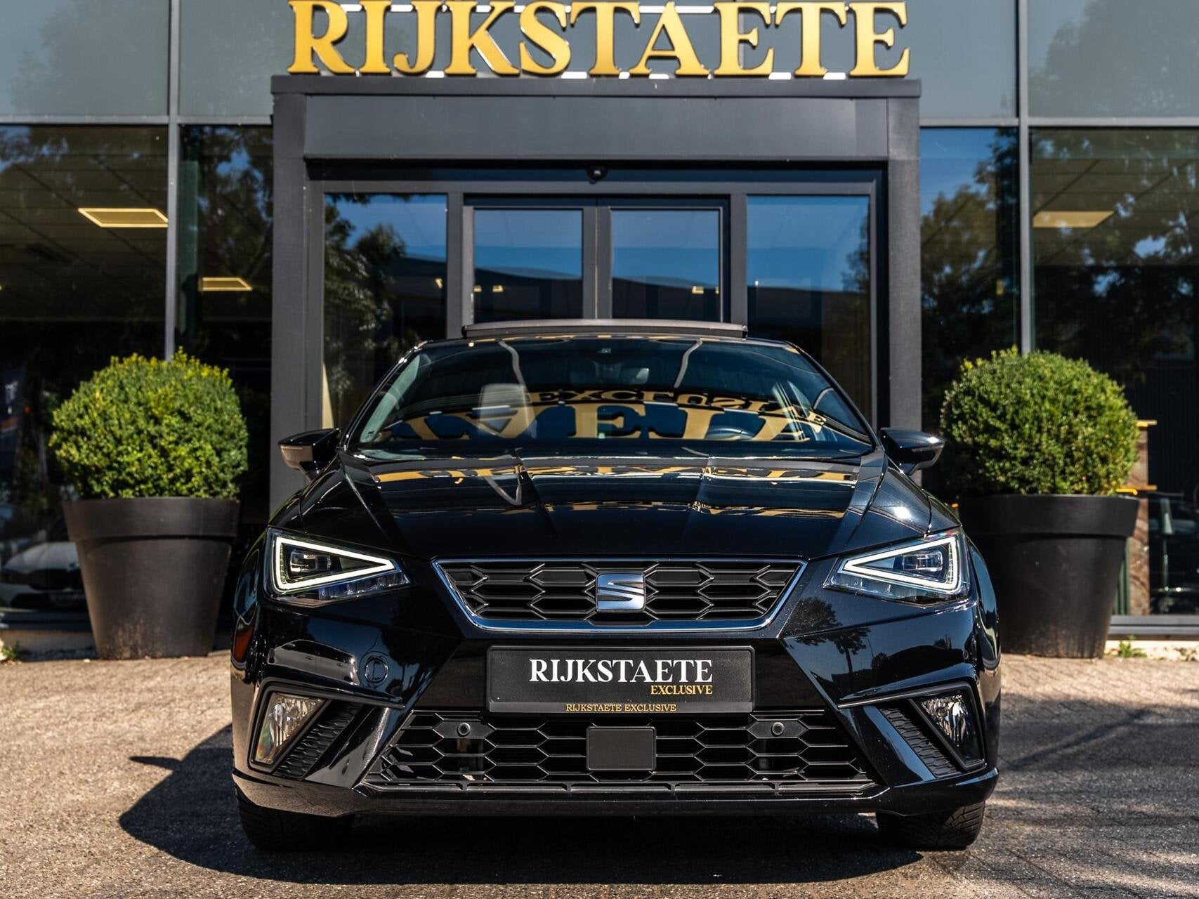 Seat Ibiza 1.5 TFSI FR|PANO|CAMERA|ACC|18''|CARPLAY|STOELVW, Auto's, Dealer onderhouden, Gebruikt, Zwart, 4 cilinders