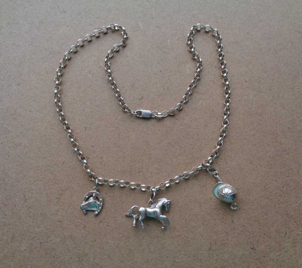 zilveren ketting met 3 paarden hangers [248], Met hanger, Verzenden, Zo goed als nieuw, Zilver