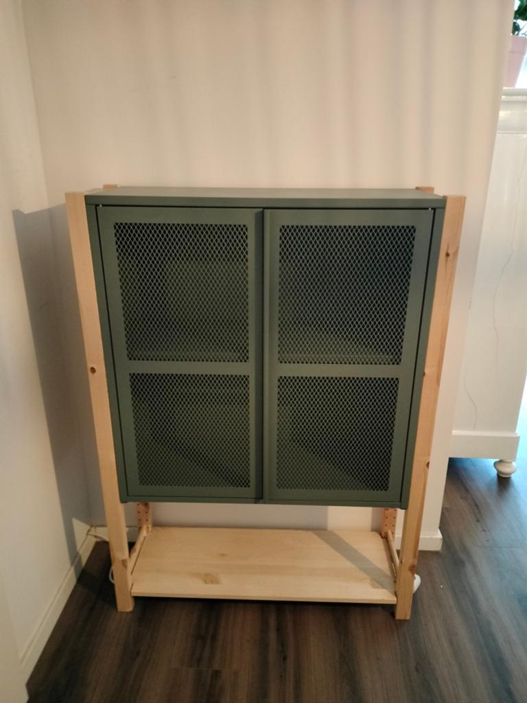 IKEA IVAR kast - Groen metaal met houten stelling, Ophalen, Zo goed als nieuw