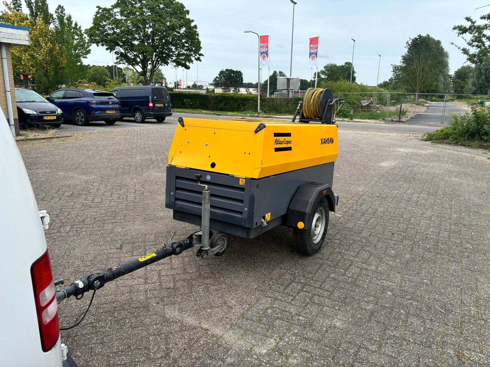 Atlas Copco XAHS 37 Hogedruk Compressor 14 bar, Zakelijke goederen, Machines en Bouw | Pompen en Compressoren, Ophalen