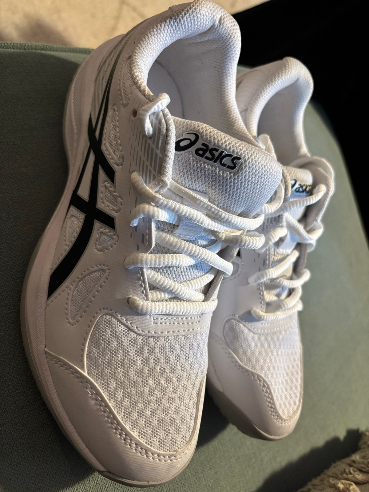 ASICS sportschoenen maat 37 - nieuw, Nieuw, Ophalen of Verzenden, Wit, Sportschoenen