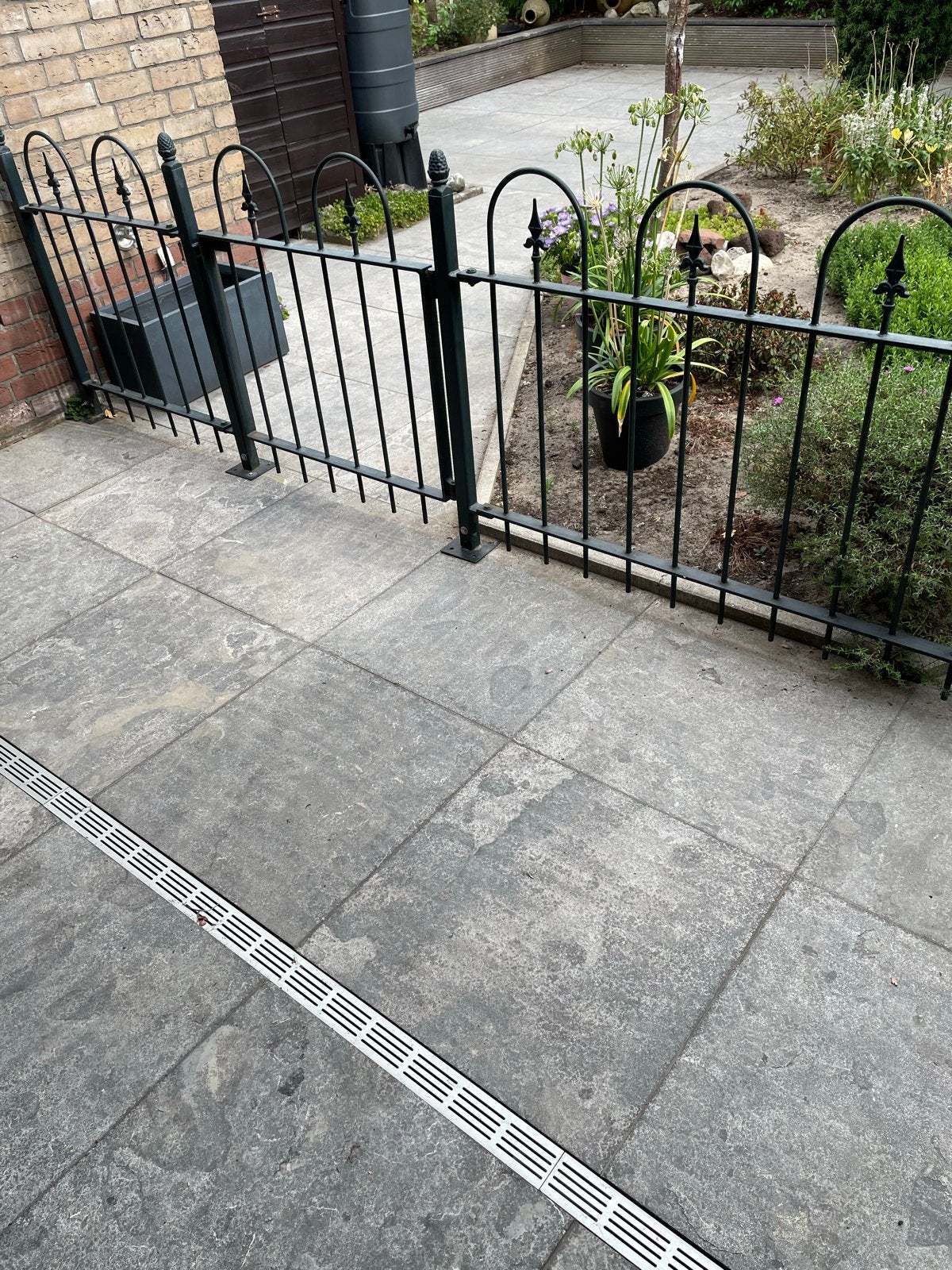 Groen sierhekwerk met poortje, totale Breedte 5.70 mtr, Ophalen, Met poort, Zo goed als nieuw, Sierhekwerk