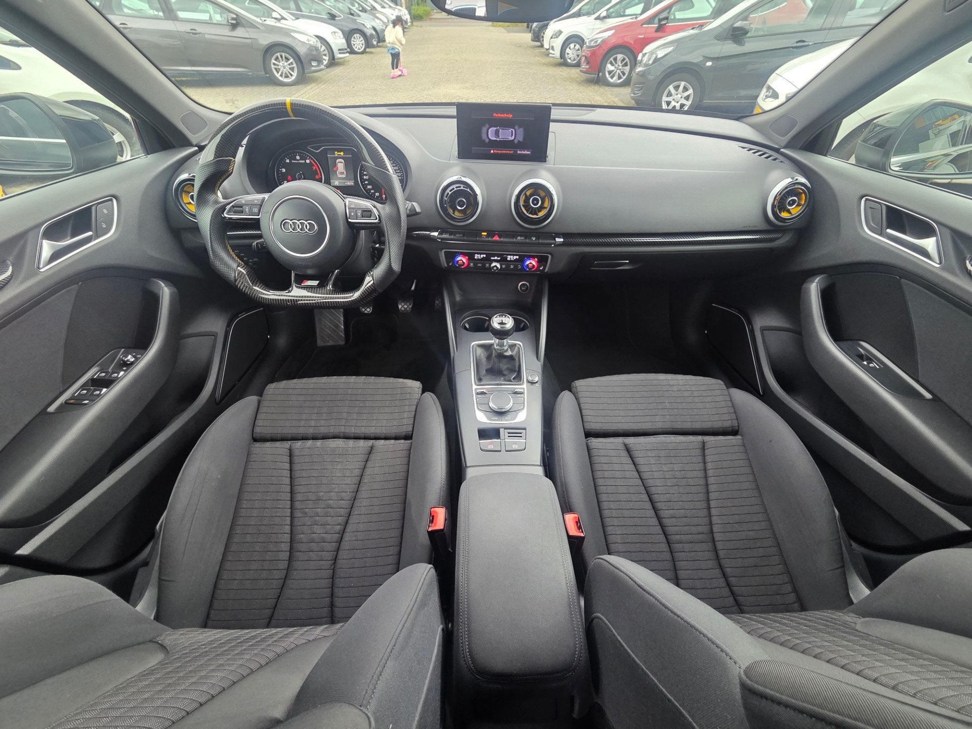 Audi A3 Sportback 1.4 TFSI SPECIALE UITVOERING S LINE/PANORA, Auto's, Gebruikt, Euro 6, Leder en Stof, Zwart
